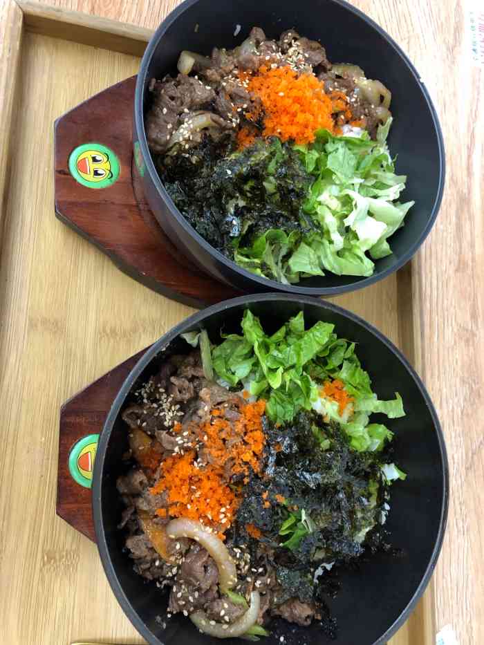 爱村鱼籽拌饭(天鹅湖银泰店)-"中午休息跑银泰城吃饭在负一楼 看了好