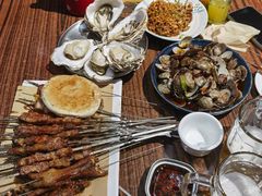 -蚝堡海鲜·威海菜·海肠捞饭·烧烤·亚洲吃蚝公司(幸福门店)
