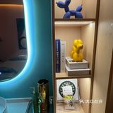 看看书，喝个咖啡，按按摩，没好的一天又过去了
