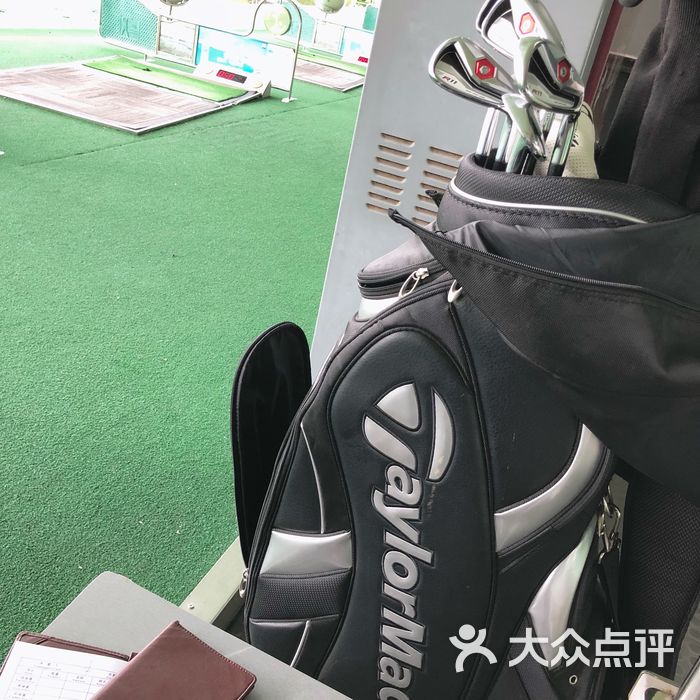 大都会高尔夫俱乐部