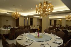 iphone_upload_pic-龙象盛宴大酒店·宴会厅