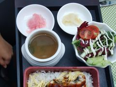 -亮马河饭店翠雅咖啡厅