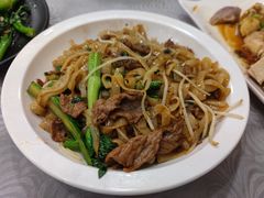 干炒牛河-粤·向群饭店(龙津东路总店)