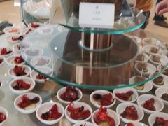 -荣誉国际酒店-云顶旋转餐厅