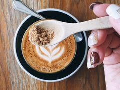 -ROAST coffee & eatery