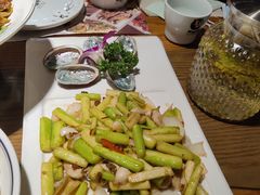 芦笋百合鲜鲍-黄泥岗·地道湖北菜(奥特莱斯店)