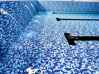 瀚海室内恒温游泳馆