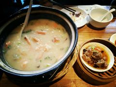 鲜虾粥-颐和•海鲜砂锅粥•啫啫煲(奥林匹克广场店)