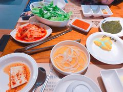 -万兴佳烤肉·长白山老味道(东岸里店)