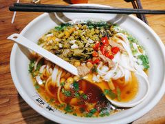 -湘人龙记老长沙米粉(鸟巢店)