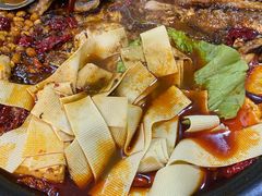 重庆豆花烤鱼-探鱼·鲜青椒爽麻烤鱼(天河优托邦店)