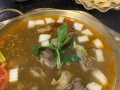 -顶顶汤火牛排火锅·经典铜锅涮肉