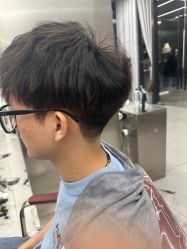 -侨治发型