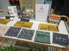 -肆兮眼镜·蔡司·徕卡战略合作店(大坪店)