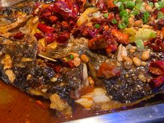 -鸣记脆皮烤鱼·海鲜烤鱼(三八广场店)