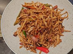 -川流不息·地道川菜·小龙虾(松东路店)