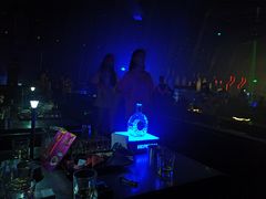 -简奥斯汀·赫本酒吧