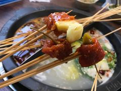 -签多多串串香火锅