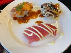 -怡豪大饭店·银顶旋转餐厅