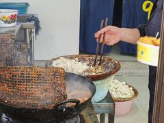 -仓桥直街臭豆腐