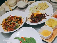 -鸭王烤鸭店(三里河店)