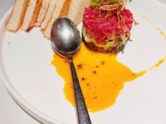 牛肉塔塔配牛油果黑橄榄酱-Solo(衡山路店)