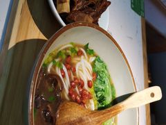 -百春原湖南牛肉粉(百联世纪店)