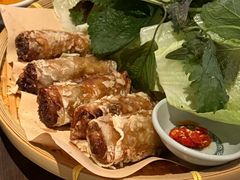 -大头虾越式风味餐厅(光明广场店)