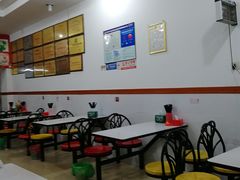 大堂-东街钟楼肉粽(总店)