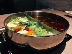 鸳鸯养生锅-老鼎旺安格斯牛肉火锅(衡艺广场店)