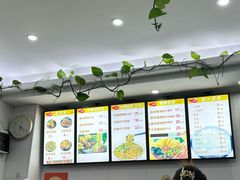 -笋果坊螺蛳粉(竹园小区店)