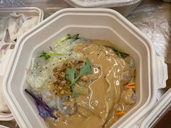 -关东小磨东北菜(上海长风大悦城店)