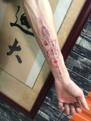 -冰岛刺青·手工耳饰品售卖·专业纹身