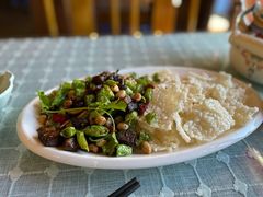 锅巴牦牛肉-小厨子私房菜·云南美食店