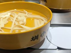 -圳小锅旋转自助小火锅(宝安中洲店)