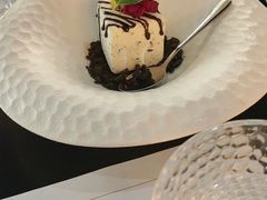 -洛缦音乐餐厅(工业展览馆万象城店)