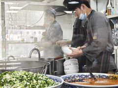 -陇上全荟兰州传统牛肉面(延吉路店)