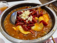 石锅肥肠鱼-东方饺子王(新奥购物中心店)