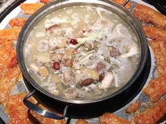 精品五花肉-冯排骨涮烤火锅(华商国际城店)