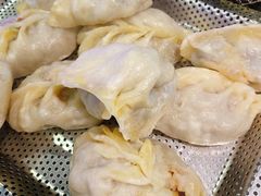 手工蒸饺花卷-挂雪铁锅炖大鹅