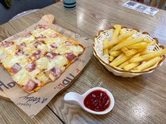 -Ours树朵家亲子餐厅(远策中心店)