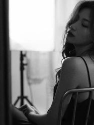 -定格摄影·轻奢定制写真馆