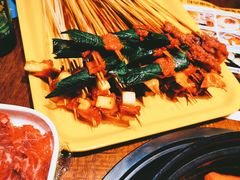 -牛小嫩串串火锅(老国贸总店)
