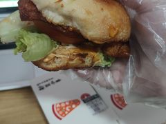 -必胜客(欢乐颂店)
