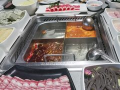 -海底捞火锅(宝龙广场夜宵主题店)