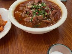 -胡子饮食店