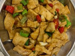 -江城燕子大排档(江汉路步行街店)