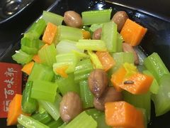 -百味郭豆腐脑(巧克力公寓店)