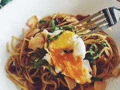 培根蒜片意面-ROAST coffee & eatery