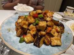 -德信恒隆国际酒店